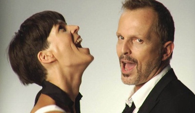 Como un lobo- Miguel y Bimba Bosé
